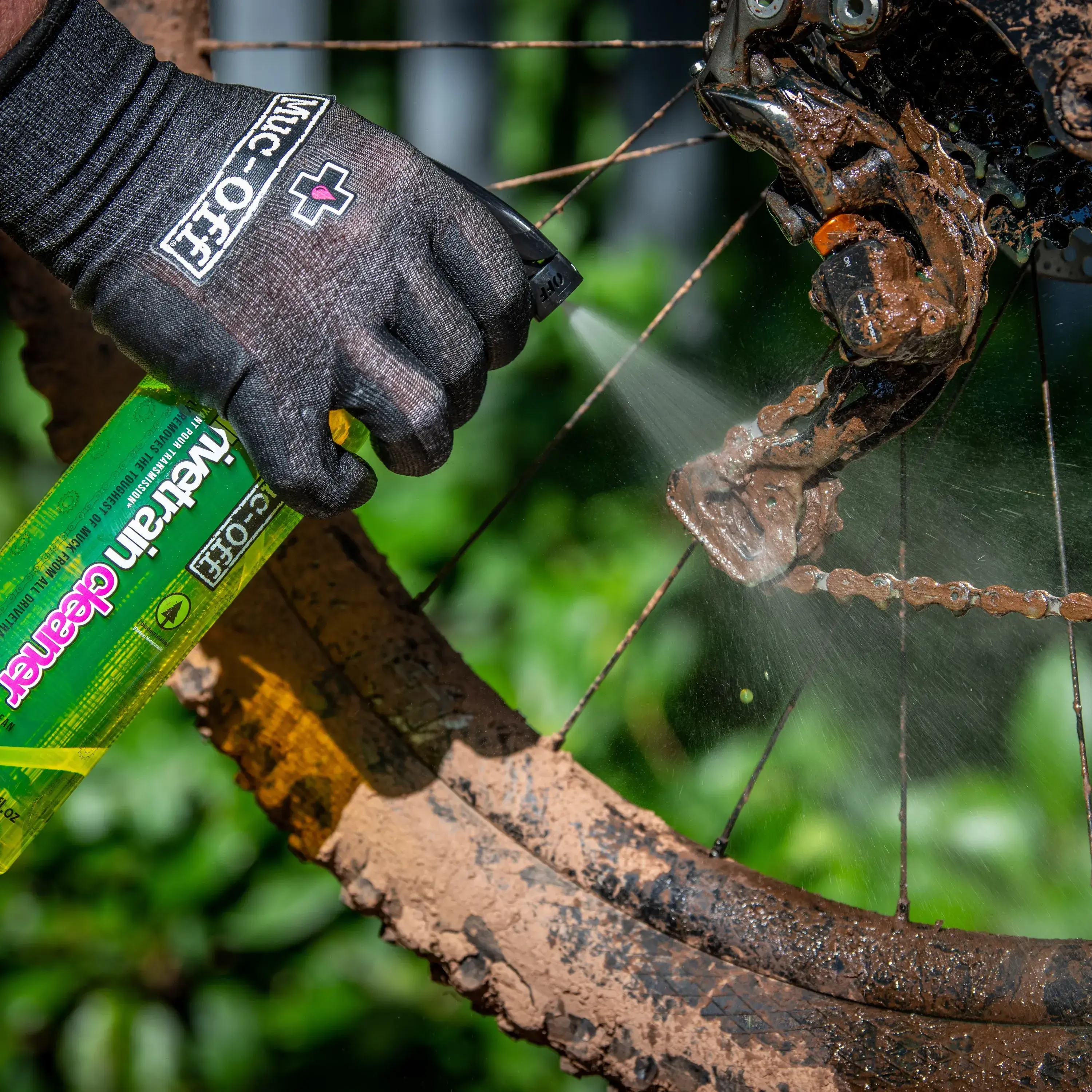 Muc-Off Bio Drivetrain Cleaner נוזל ניקוי למערכת הנעה לאופניים 7